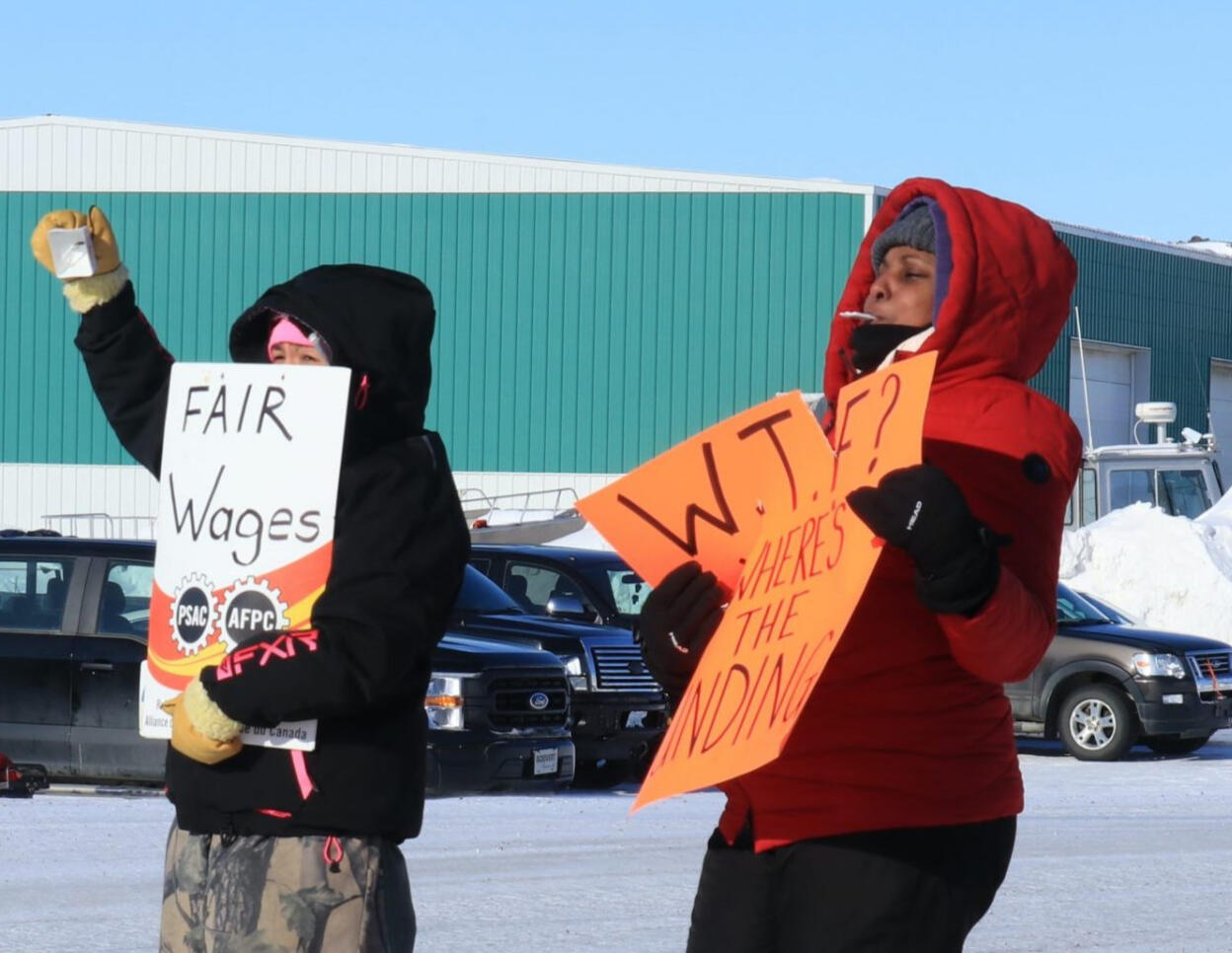 Leaked emails show government concerned over image